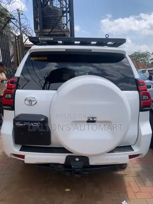 Toyota Land Cruiser Prado 2.8 2019 White
