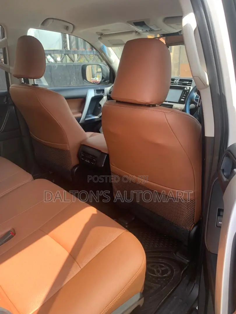Toyota Land Cruiser Prado 2.8 2019 White