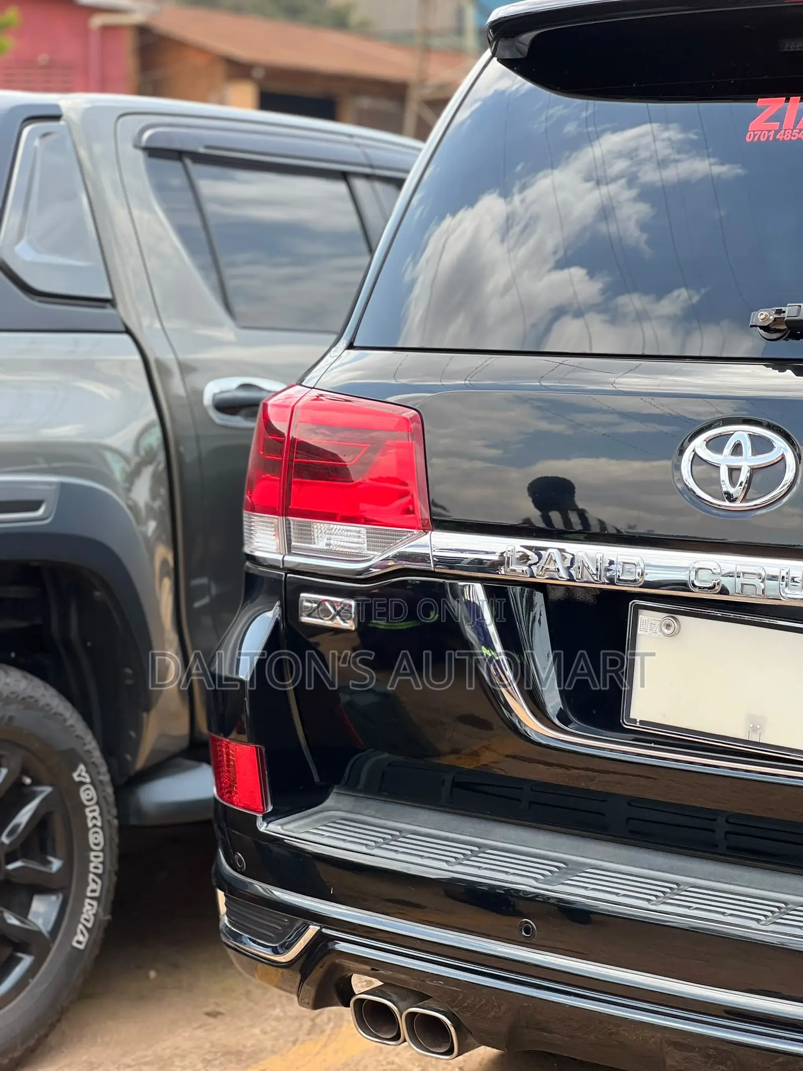 Toyota Land Cruiser 4.6 V8 ZX 2017 Black