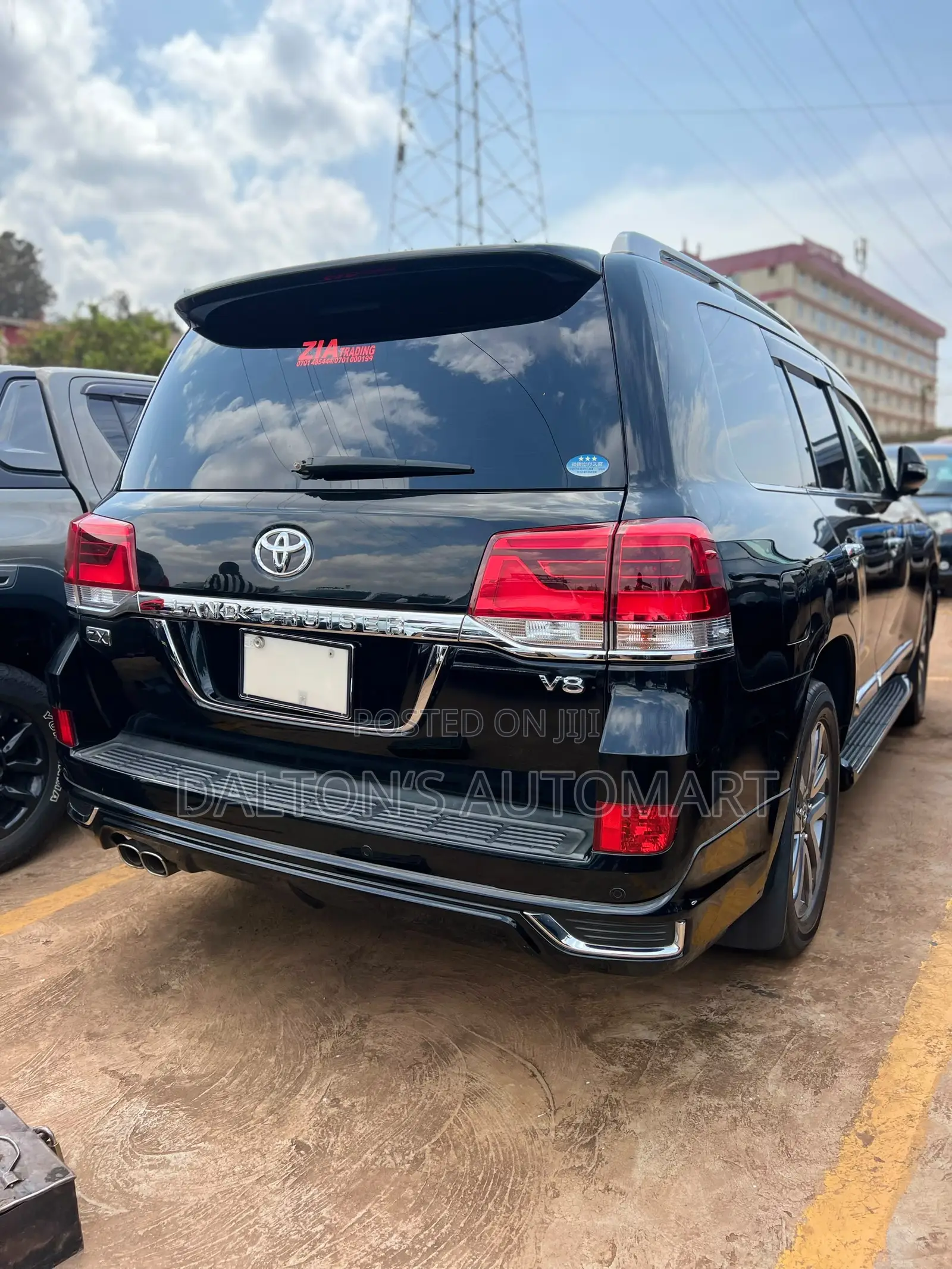 Toyota Land Cruiser 4.6 V8 ZX 2017 Black