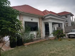 Furnished 4bdrm House in Kira for sale