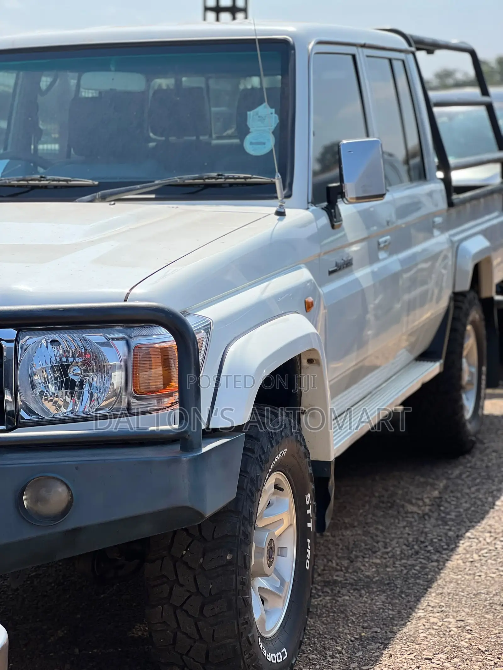 Toyota Land Cruiser 79 Series 2017 White