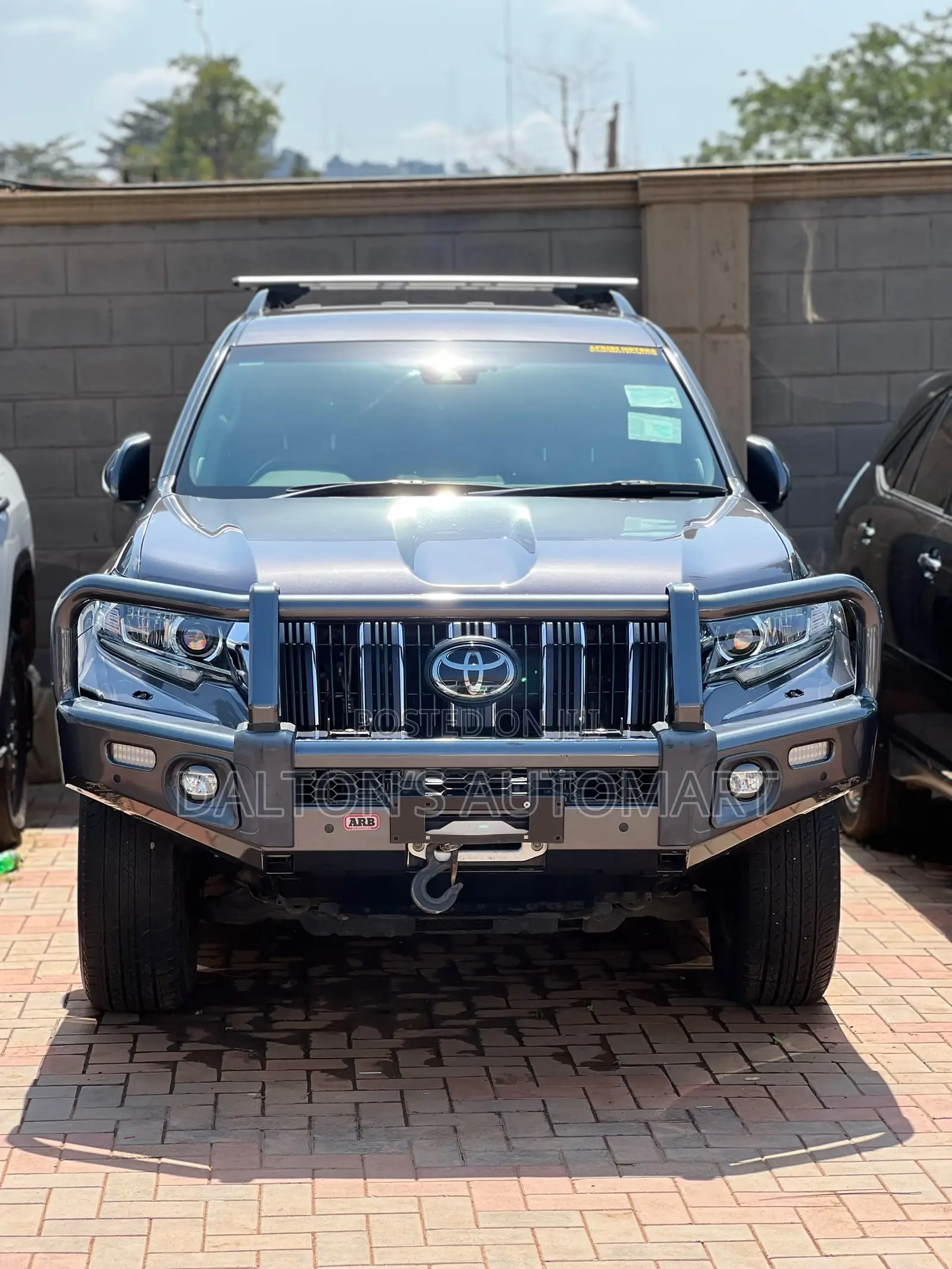 Toyota Land Cruiser Prado 2.8 2022 Gray