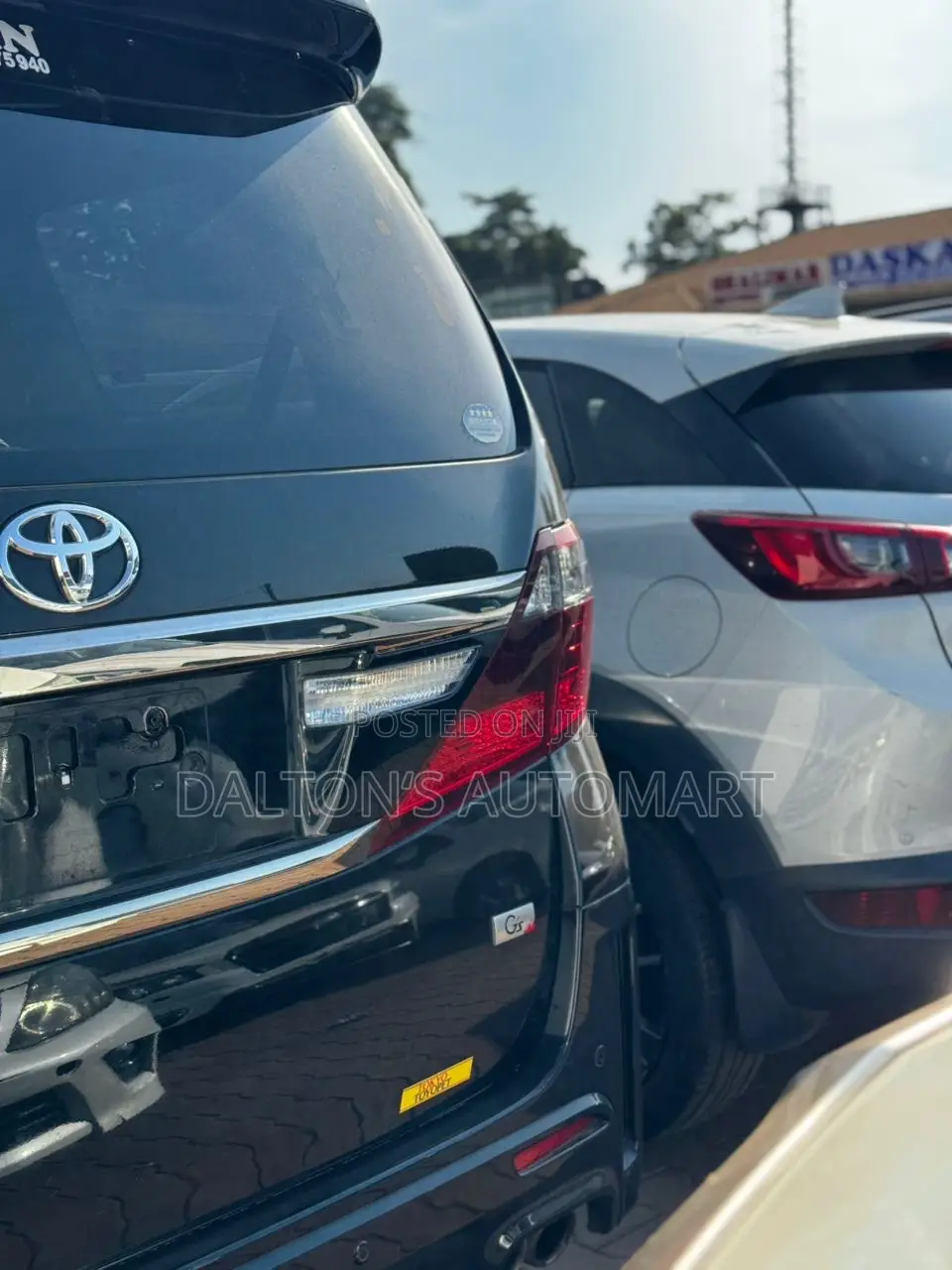 Toyota Alphard 2.4 Petrol FWD 2013 Black