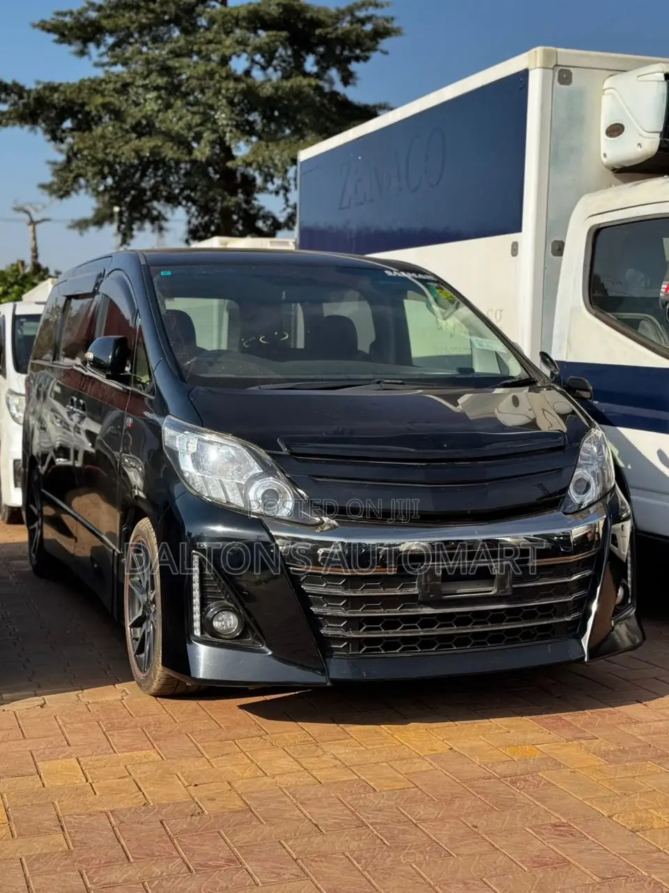 Toyota Alphard 2.4 Petrol FWD 2013 Black