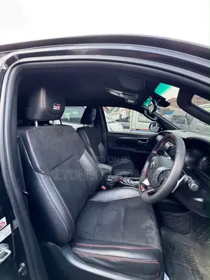 Toyota Fortuner 2.8 D AWD 2021 Black