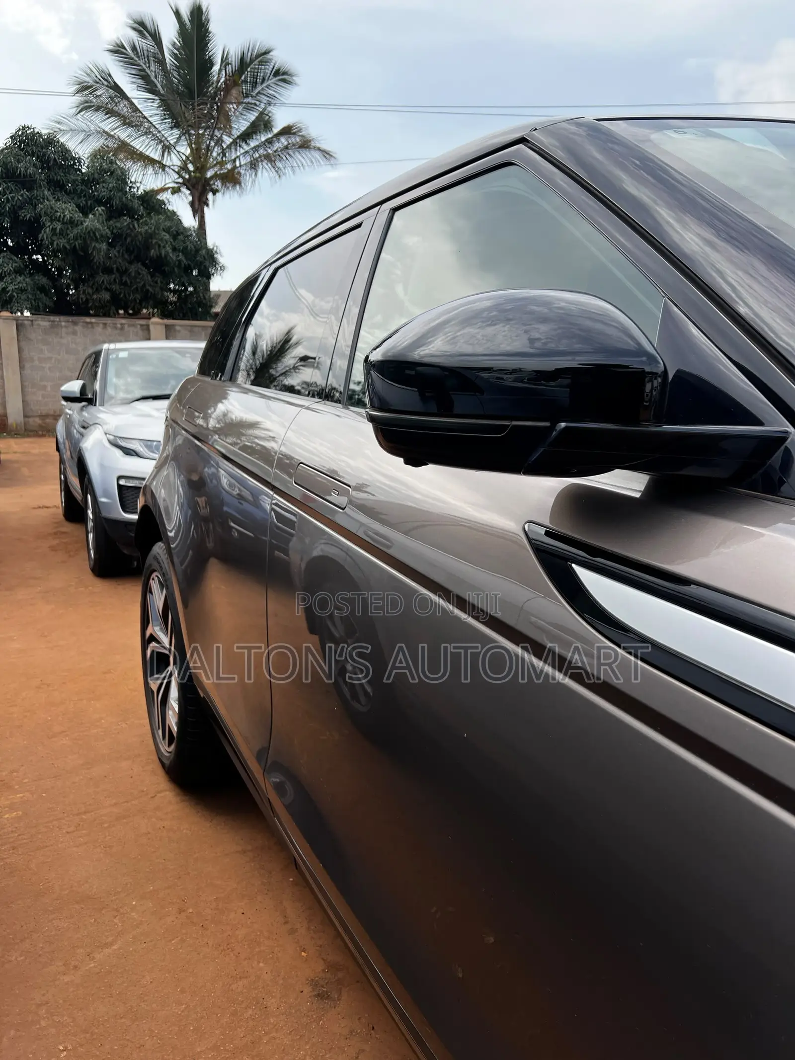 Land Rover Range Rover Evoque 2020 Brown