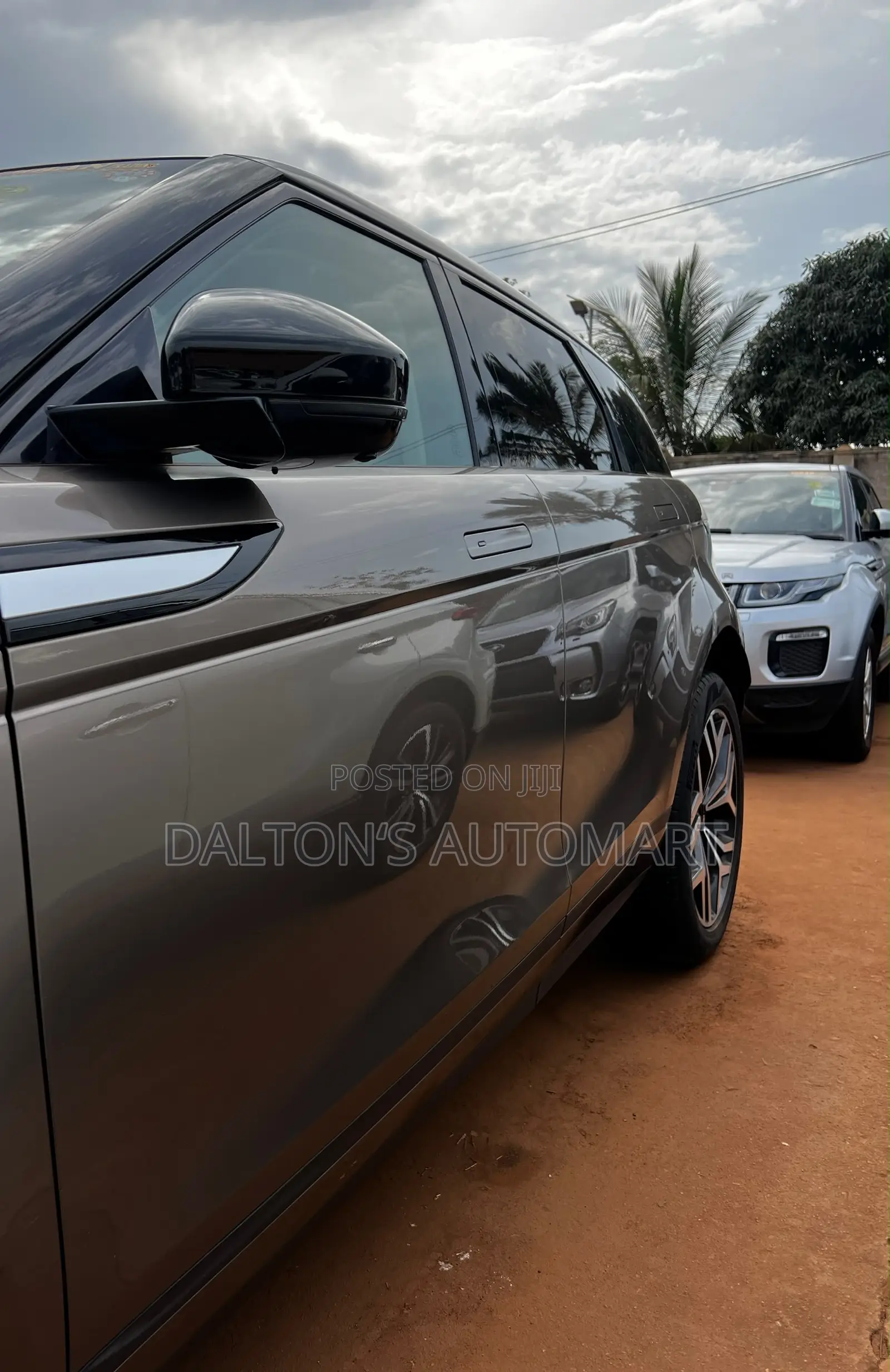 Land Rover Range Rover Evoque 2020 Brown