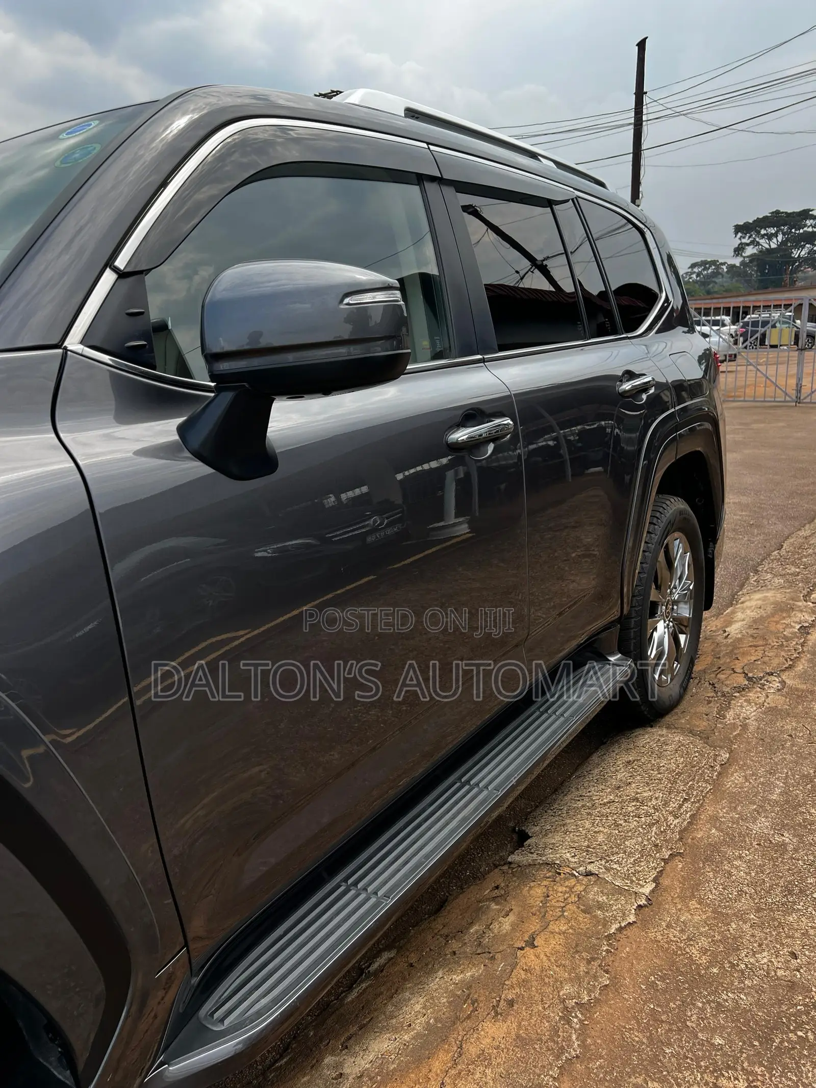 Toyota Land Cruiser LC300 2023 Gray