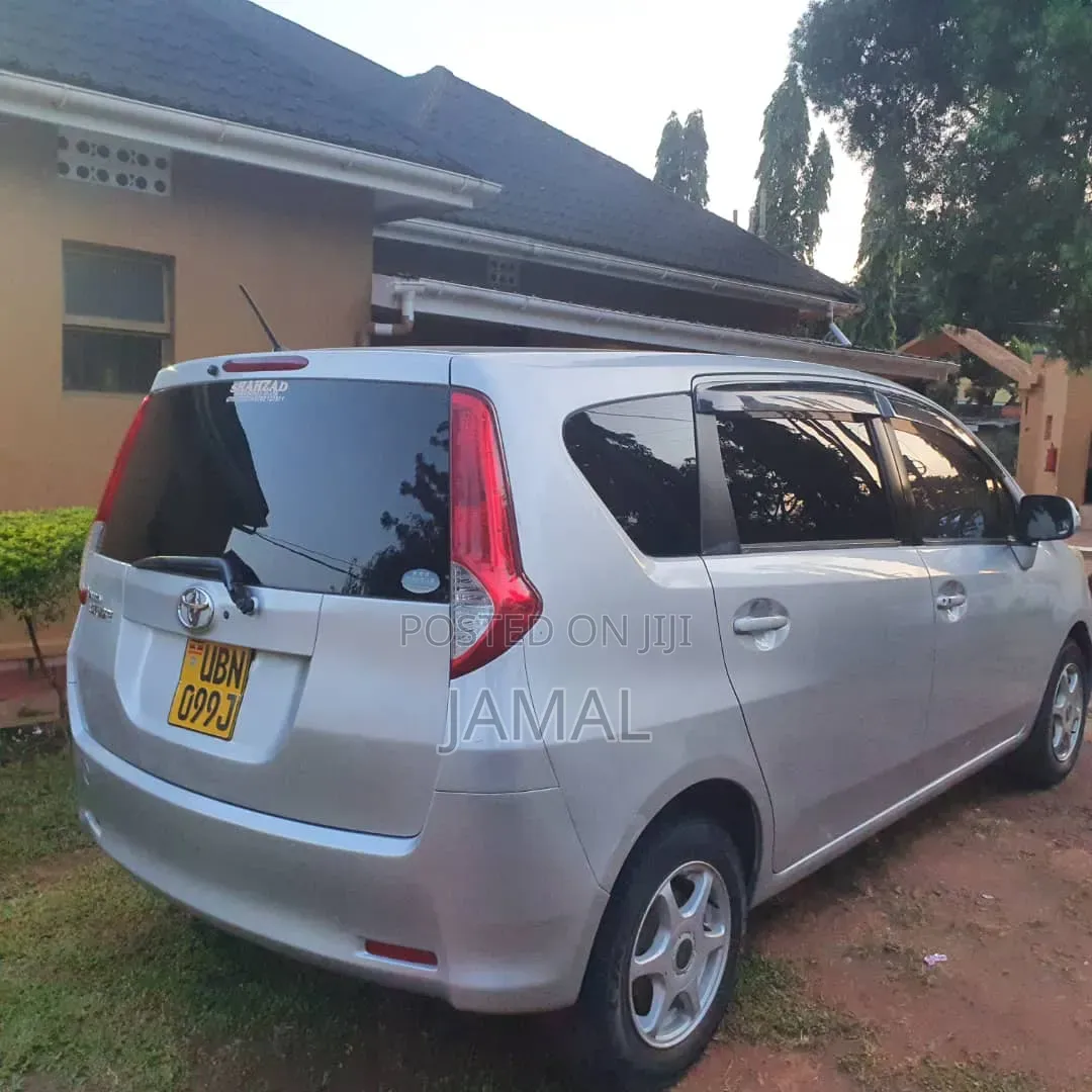 Toyota Allex 2012 Gray
