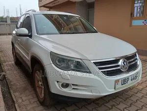 Volkswagen Tiguan 2012 White
