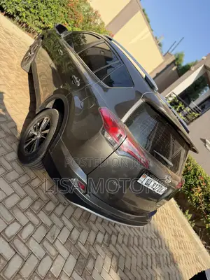 Toyota RAV4 LE 4dr SUV (2.5L 4cyl 6A) 2015 Gray