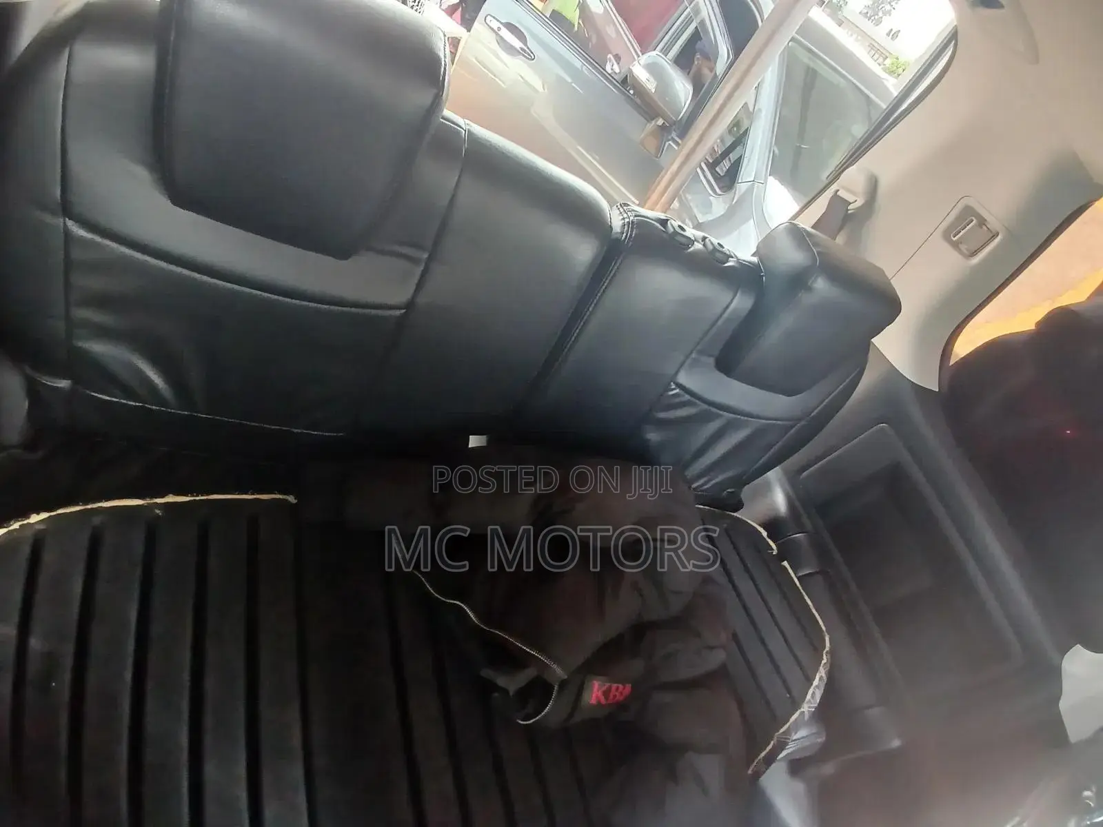 Toyota Noah 2011 White
