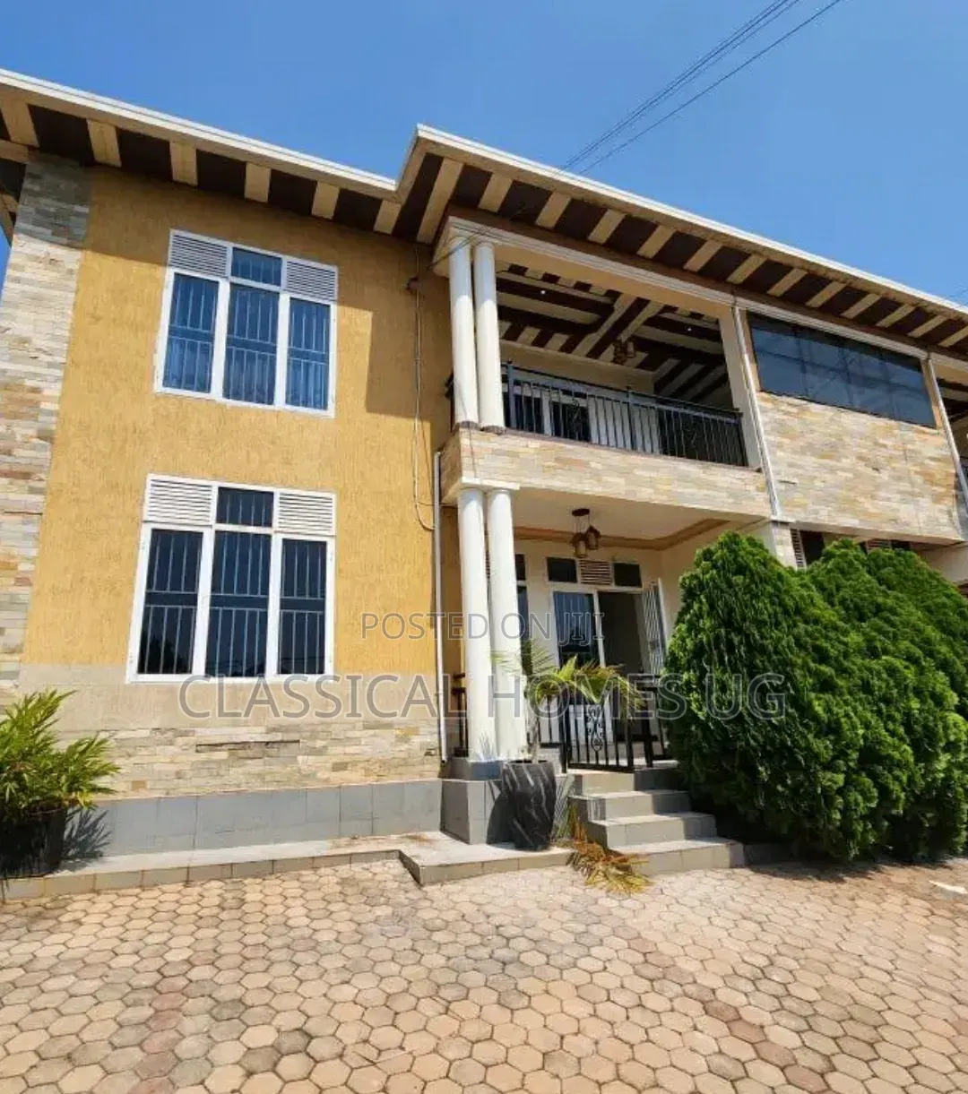 3bdrm Apartment in Kyambogo, Central Division for rent