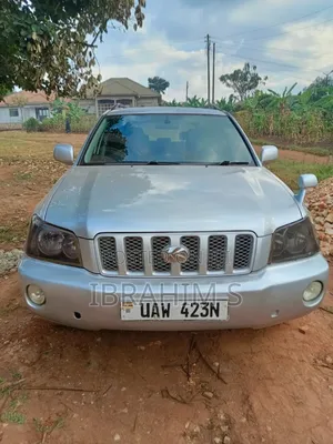 Toyota Kluger 2014 Silver