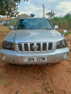 Toyota Kluger 2014 Silver