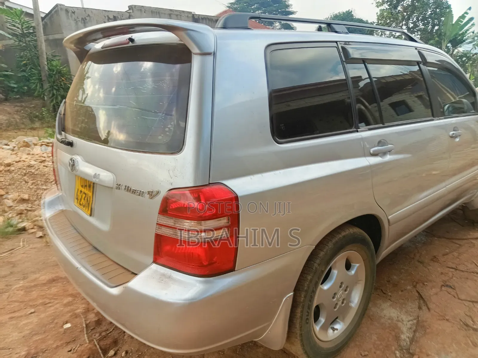 Toyota Kluger 2014 Silver