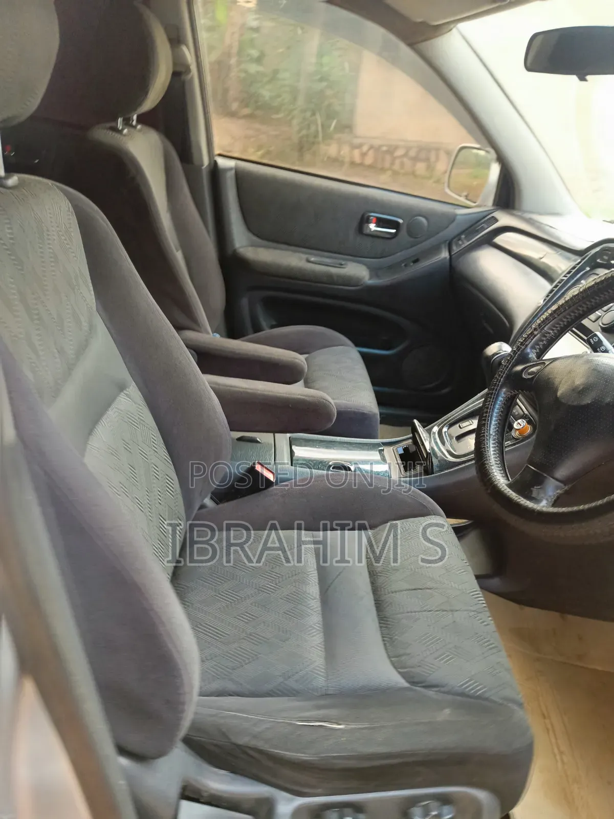 Toyota Kluger 2014 Silver
