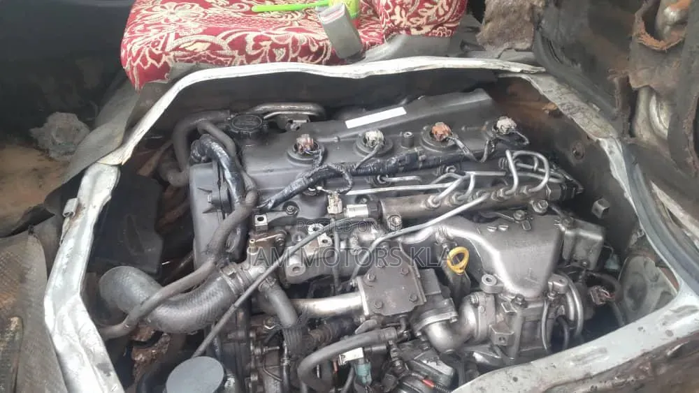 Toyota HiAce 2009 White
