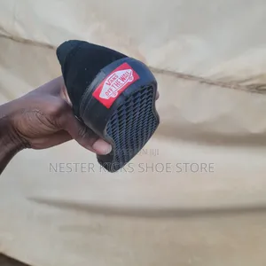 Black Off the Wall Van