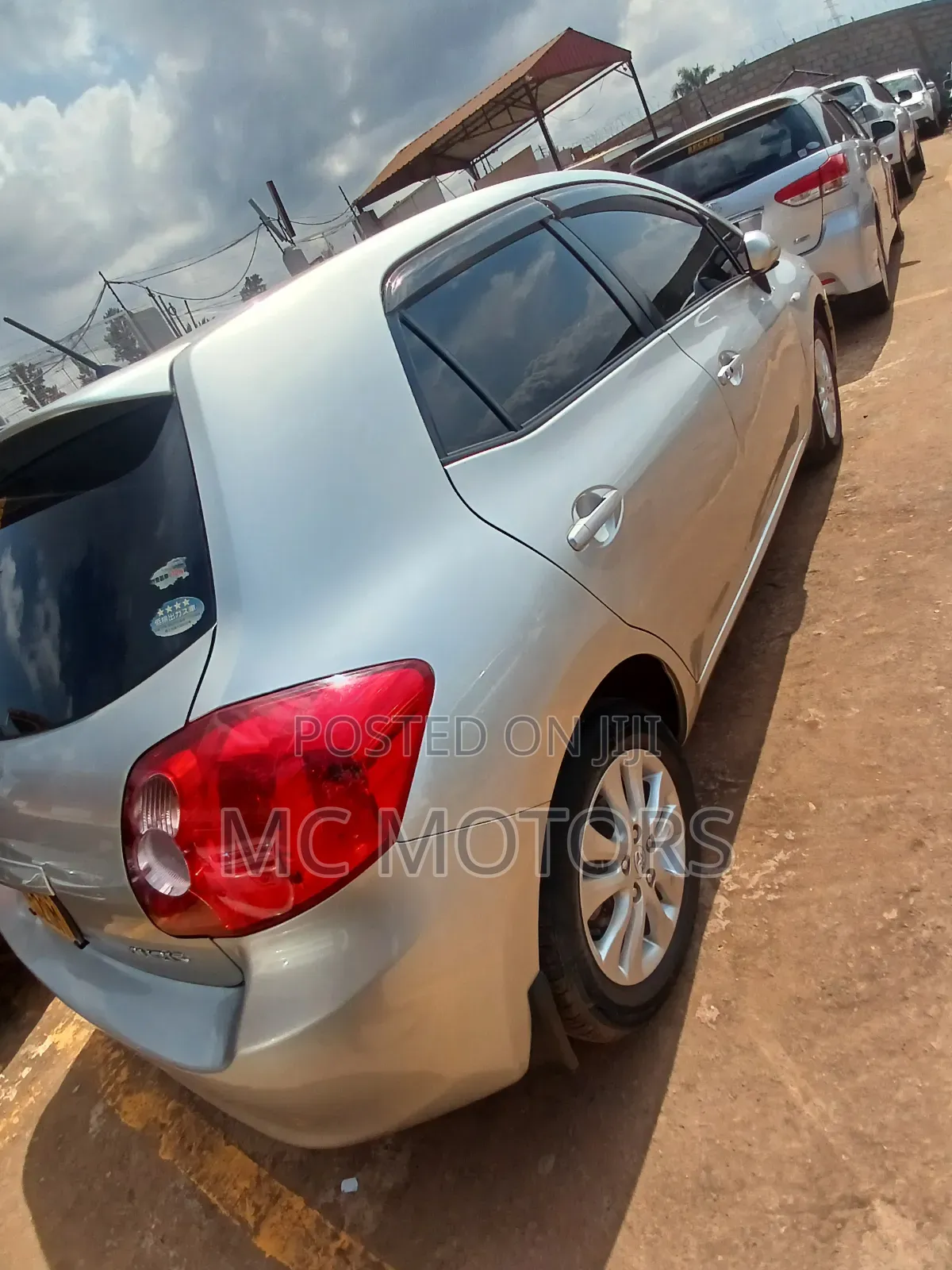 Toyota Auris 2010 Silver