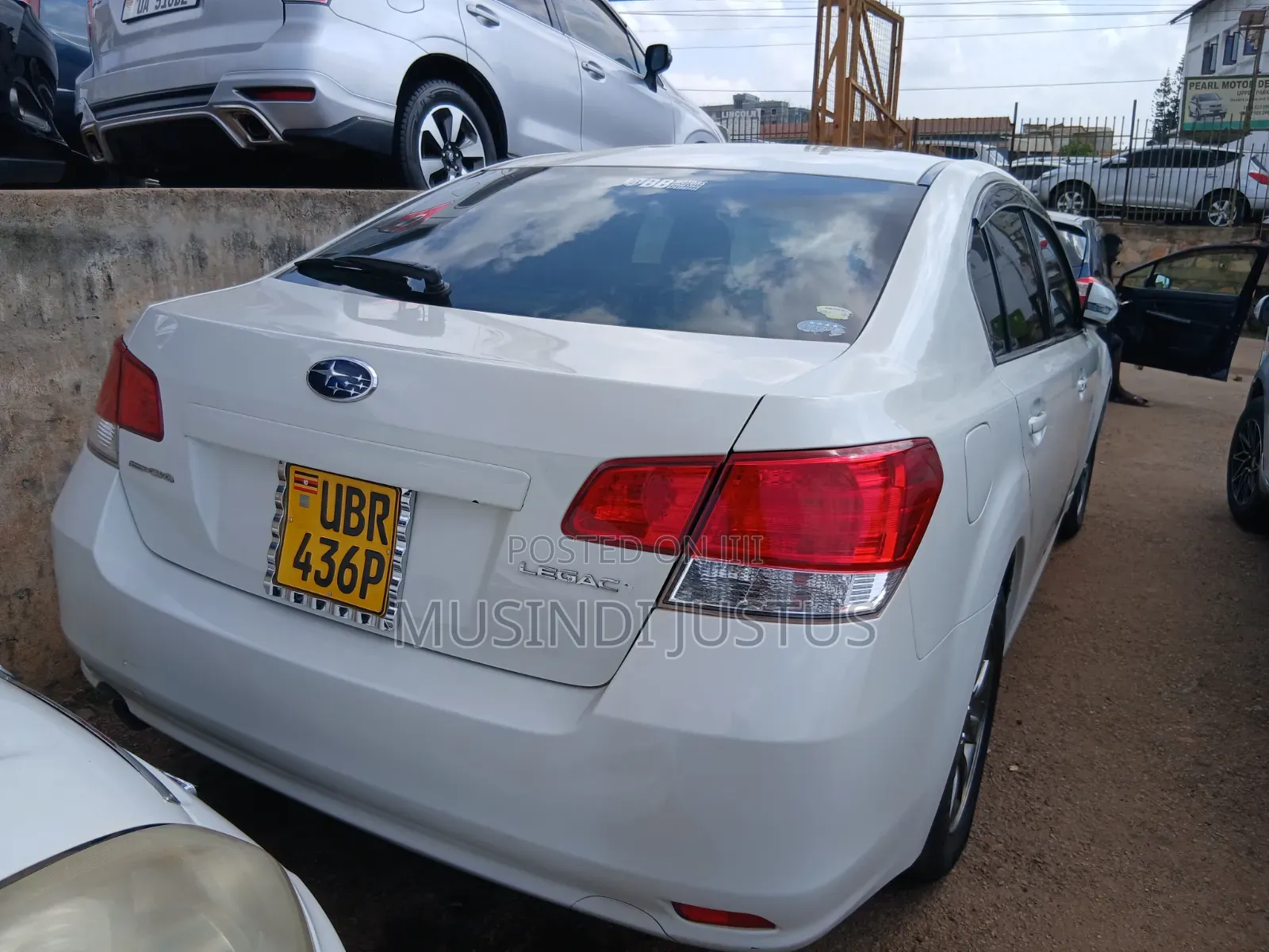 Subaru Legacy 2014 White