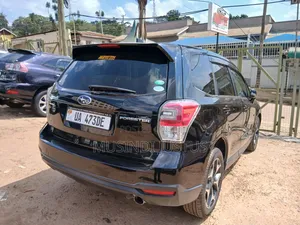 Subaru Forester 2016 Black