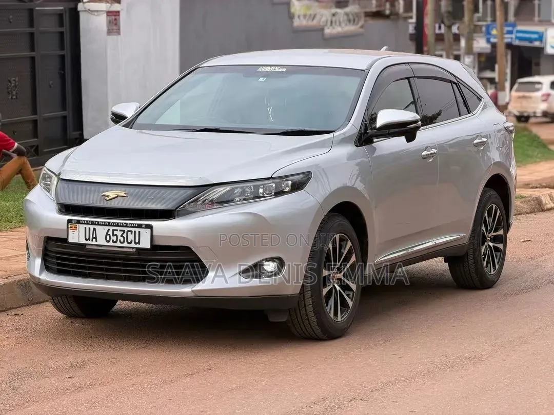 Toyota Harrier 2017 Silver