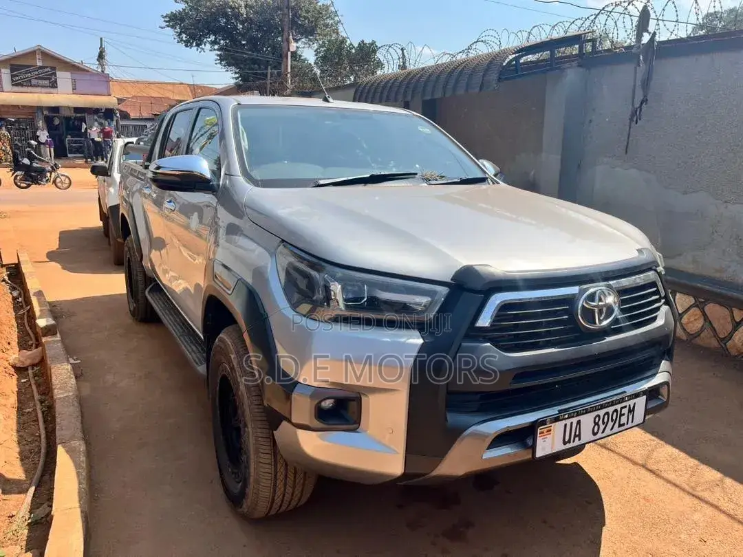 Toyota Hilux 2017 Gold