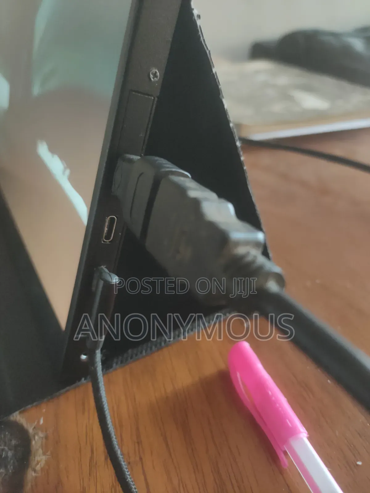 Portable 14 Inch Monitor Display With Speakers and Touch Screen