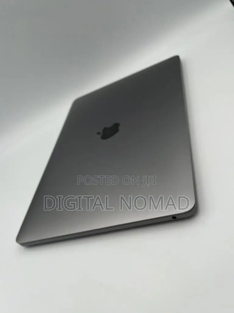 Laptop Apple MacBook Pro 2020 M1 16GB Apple M1 Pro SSD 512GB