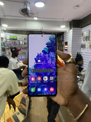 Samsung Galaxy S20 FE 5G 256 GB Purple