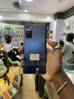 Samsung Galaxy S20 FE 5G 256 GB Purple