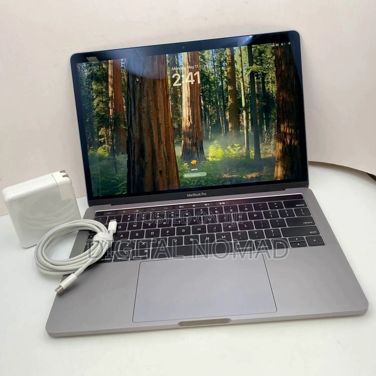 Laptop Apple MacBook Pro 2017 16GB Intel Core i5 SSD 512GB