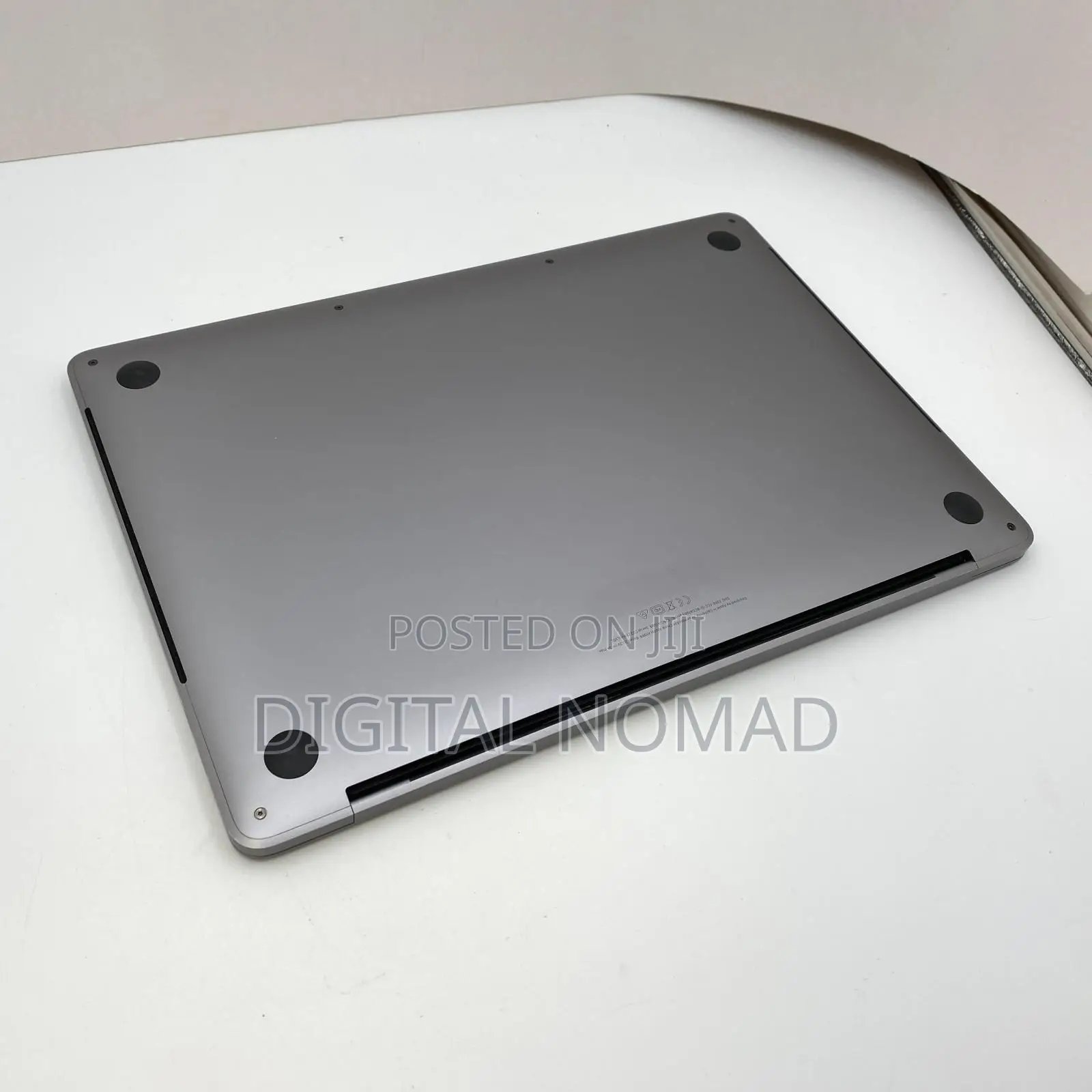 Laptop Apple MacBook Pro 2017 16GB Intel Core i5 SSD 512GB