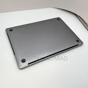 Laptop Apple MacBook Pro 2017 16GB Intel Core i5 SSD 512GB