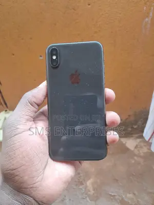 Apple iPhone X 64 GB Black