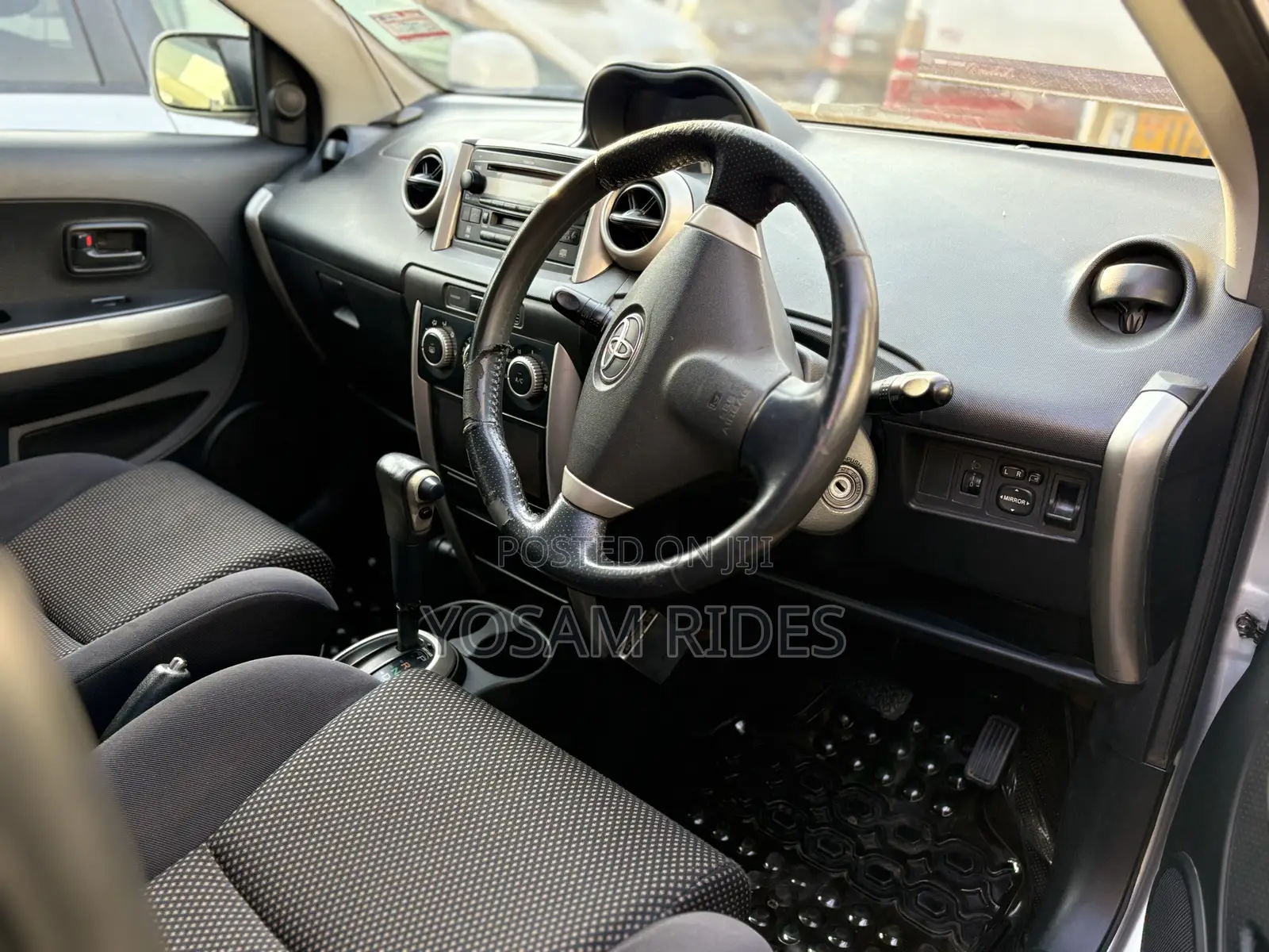 Toyota IST 2006 Silver