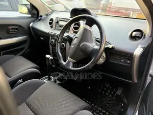 Toyota IST 2006 Silver