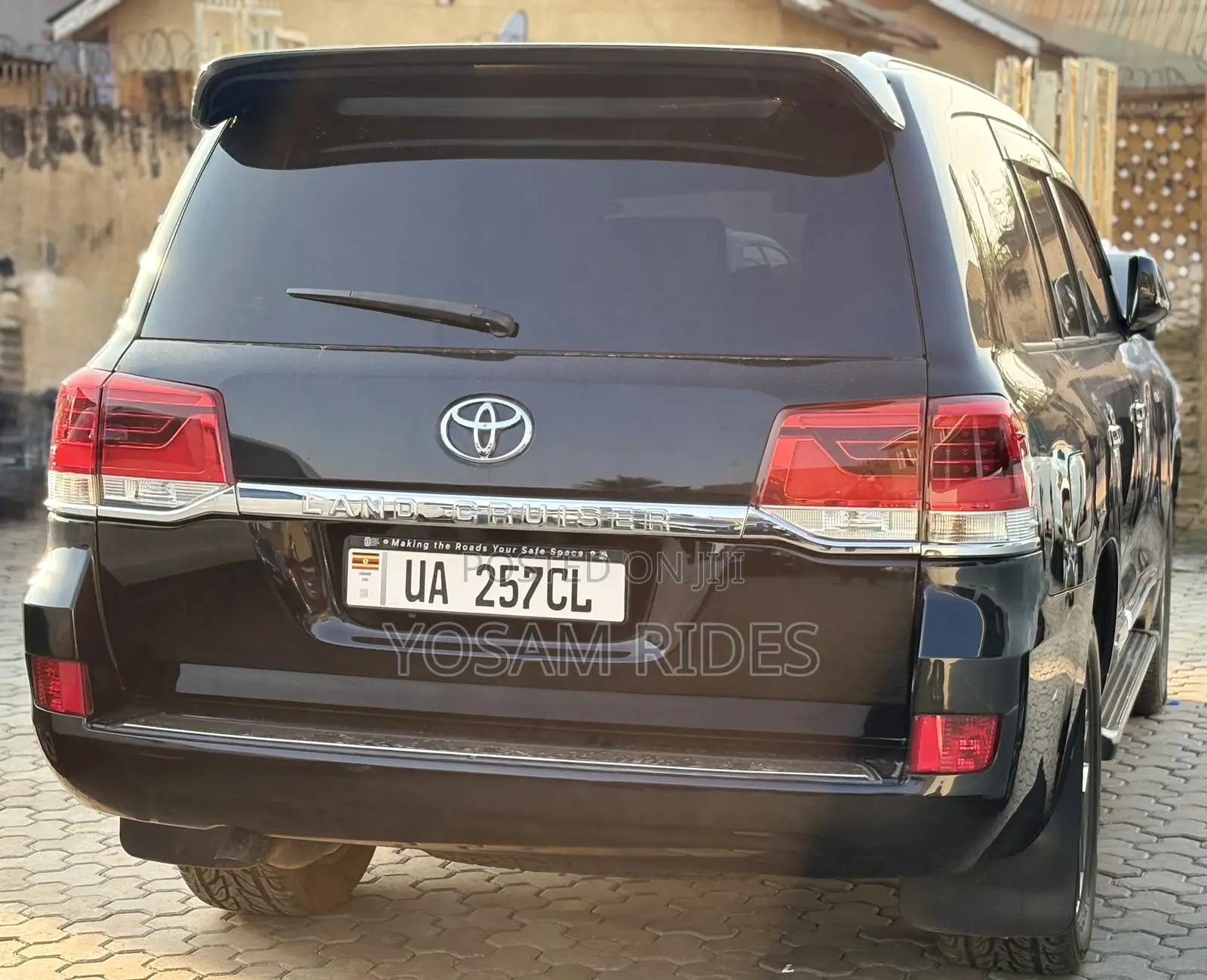 Toyota Land Cruiser 4.6 V8 ZX 2013 Black