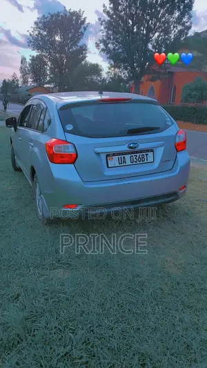 Subaru Impreza 2.0i Hatchback CVT 2012 Gray