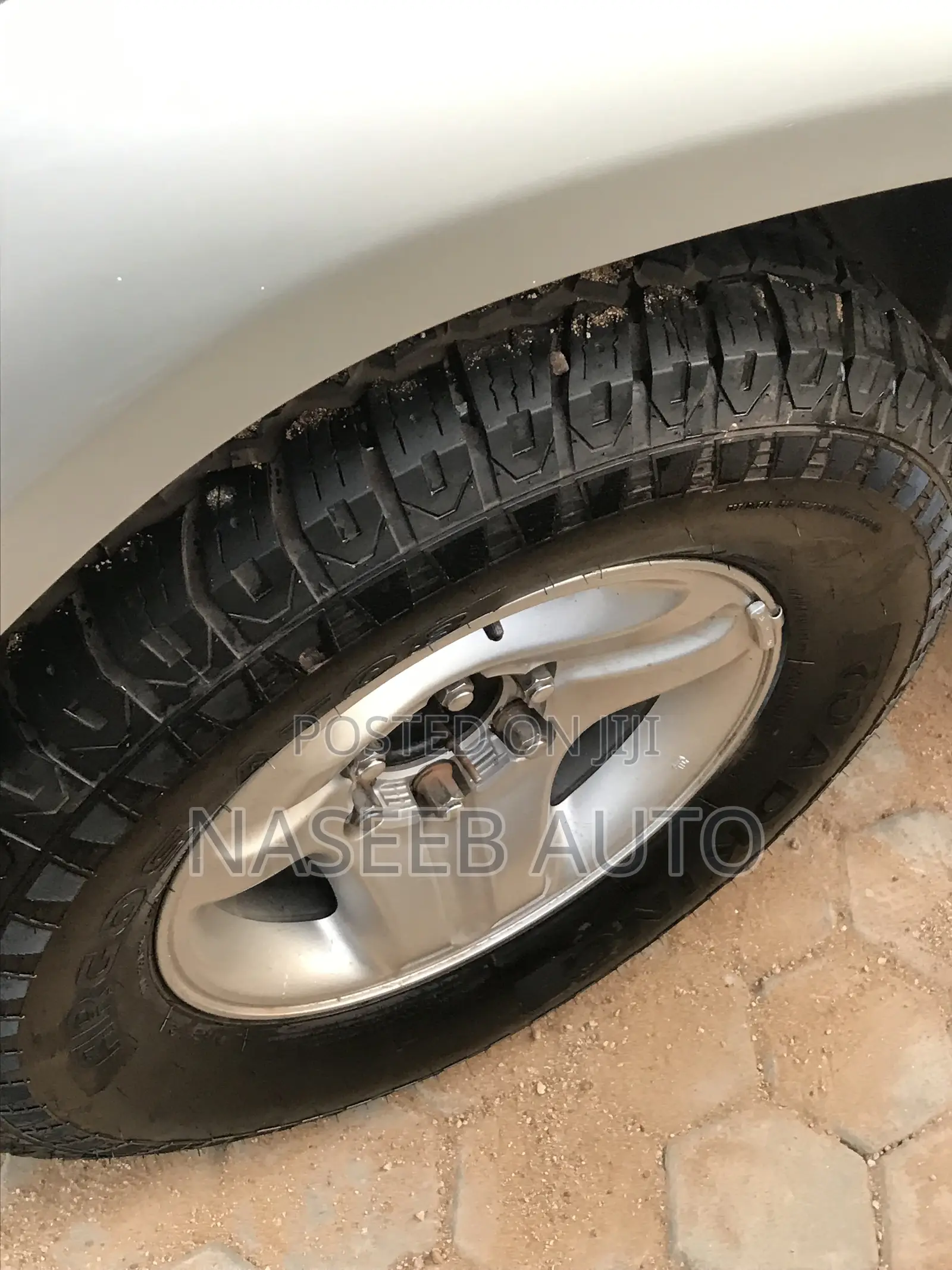 Toyota Land Cruiser Prado 2002 Silver