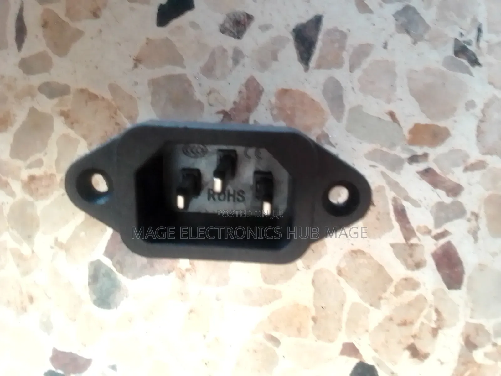 Iec Female Battery Charger Connector