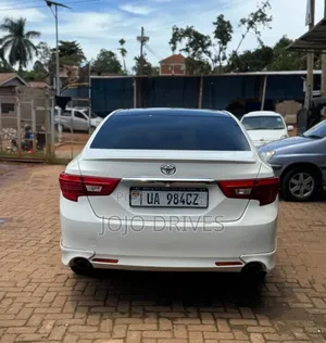 Toyota Mark X 2.5 RWD 2013 White