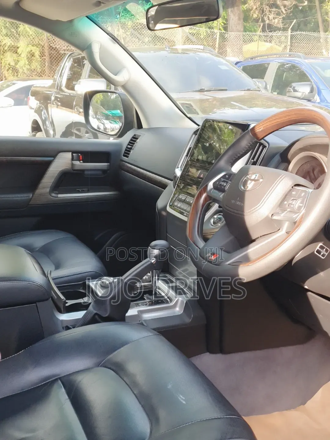 Toyota Land Cruiser 4.0 V6 GX 2011 Black