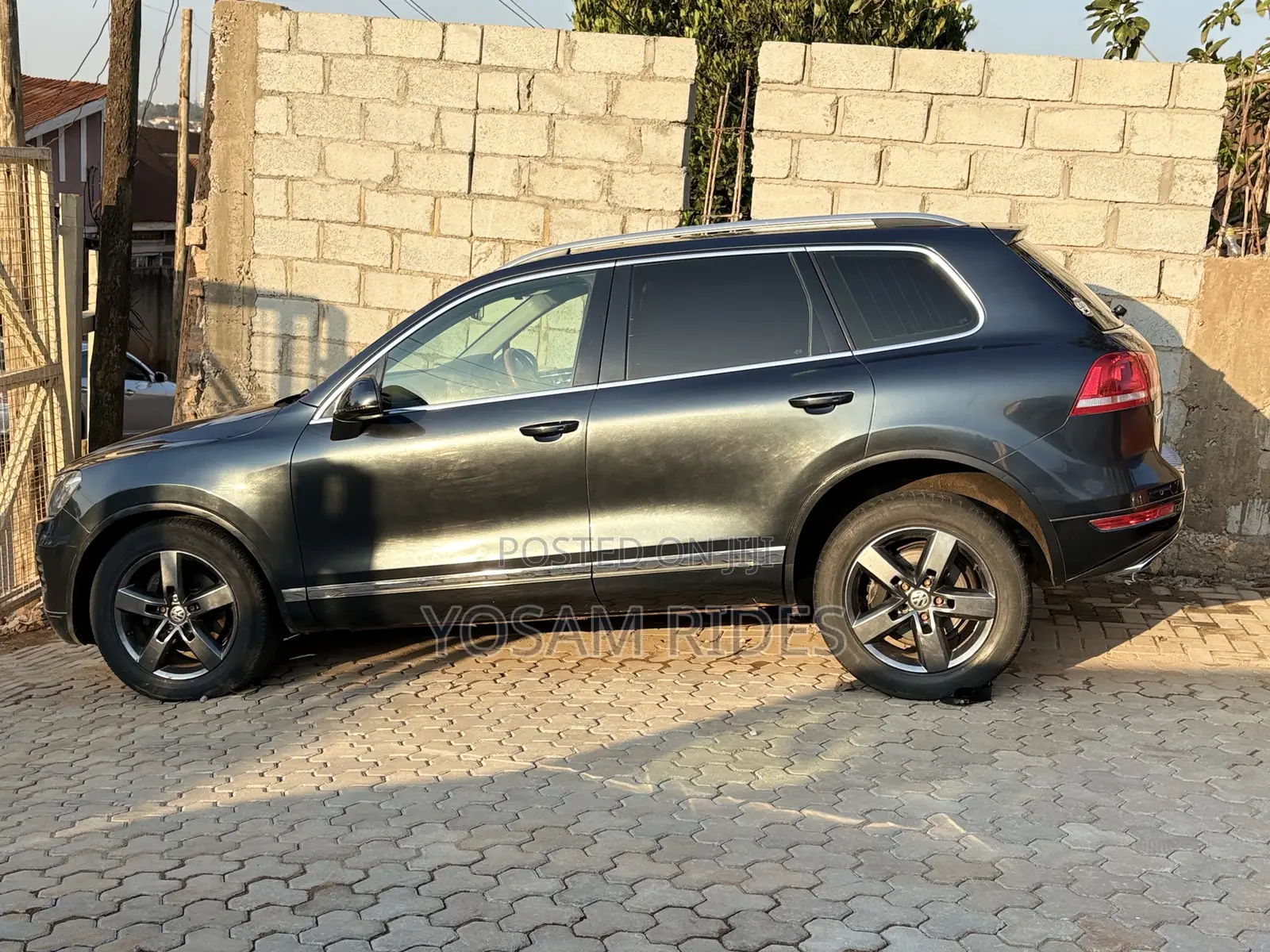 Volkswagen Touareg VR6 Executive 2012 Gray