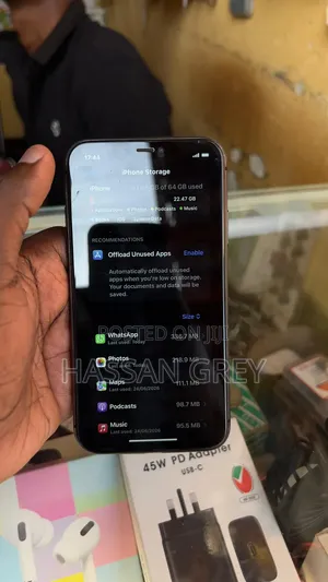 Apple iPhone 11 64 GB Black