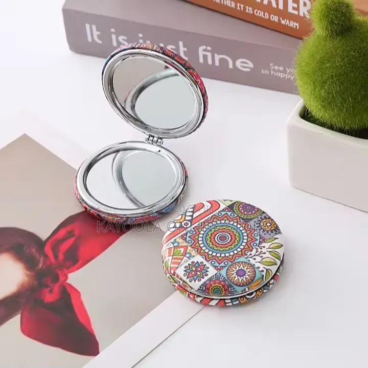 Women Purse Hand Held Mini Mirror With Magnfying Lens