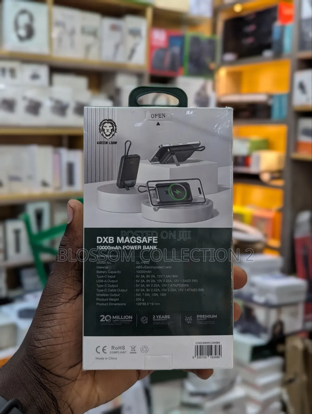 Green Lion DXB Magsafe 10000mah Power Bank With Digital Display