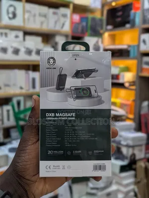 Green Lion DXB Magsafe 10000mah Power Bank With Digital Display